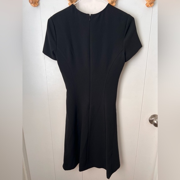 Theory Modern Seamed Shift Admiral Crepe Dress - Picture 7 of 9